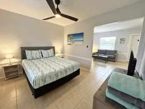 Image of Cottage Bungalow Near Beach! King Bed with Pool & BBQ