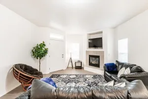 Image of Spacious Cheerful Townhouse With Indoor Fireplace
