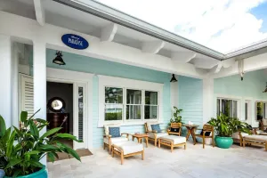 Image of 1 bedroom, 1 bath, full kitchen, 1 queen bed, 1 queen sleeper sofa.