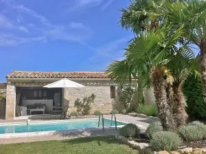 Image of Charming cottage,  Gordes, private pool, very quiet, views.CANCELATION see below