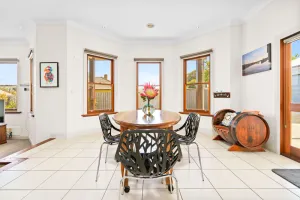 Image of Contemporary Australian home in central location