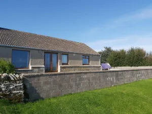 Image of Bungalow with sea-view, near small town of Thurso.