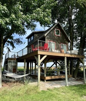 Image of Marion Lake Tree House