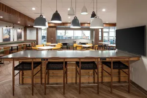 Image of Fairfield by Marriott Inn & Suites Anaheim Los Alamitos