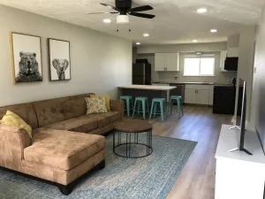 Image of Fully Renovated Peek-A-Boo Bay View Duplex #2- 7 min from the Horse Show