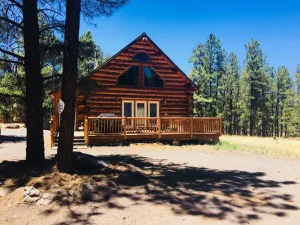 Image of Hurd Cozy Log  Cabin