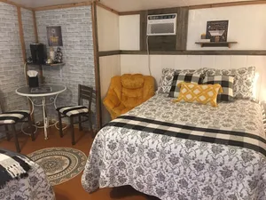 Image of Insta-worthy Frontier Suite w\/Full Bath Tub & WIFI