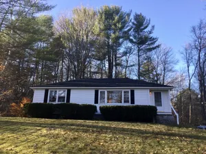 Image of Cozy three bedroom house located just five minutes from Lake Winnipesaukee
