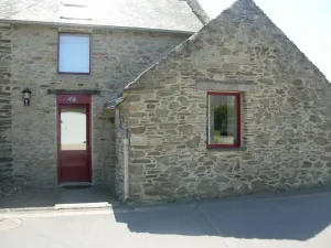 Image of Stone house in peace