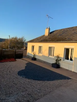 Image of Bungalow near the forest