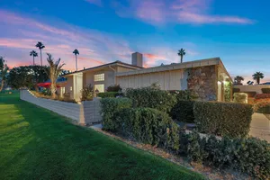 Image of Luxury Golf Course Retreat in Indian Wells