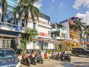 Image of SUPER OYO 90422 Mall Of Indonesia