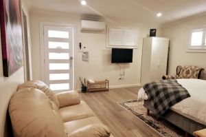 Image of CBD Studio – Walk to Hospital & Train Station, Free Wi-Fi & Parking (36B)