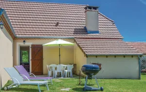 Image of Three-Bedroom Holiday Home In Montfaucon