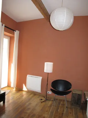Image of Appartement T1 bis cosy avec patio 17 BIS
