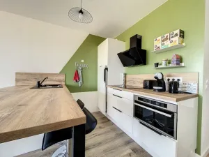 Image of Ocean-View Apartment, 4 Guests, Balcony, Secure Building with Elevator and Garage