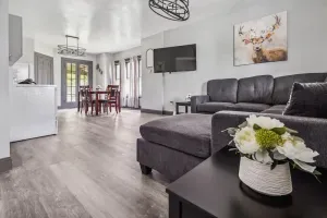 Image of Spacious 5Br 2bath near the Falls & Casino