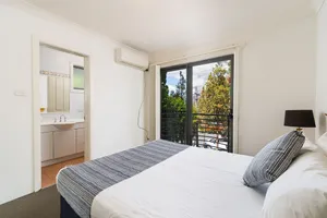 Image of Fully Furnished and Equipped 2 Bedroom Apartment in Hornsby