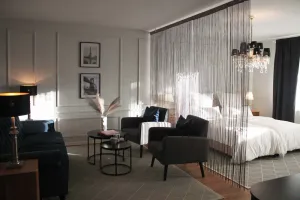 Image of R B Apartment am Airport Hamburg - 1-4 Personen - Küche - Smart TV - Waschmaschine - perfekt für Geschäftsreisende oder Familien