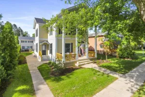 Image of White House on Wisconsin-Entire Property |Renovated Colonial Revival |Horticultural Hall |Sleeps 20
