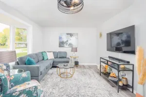 Image of Modern 3 Bedroom Living