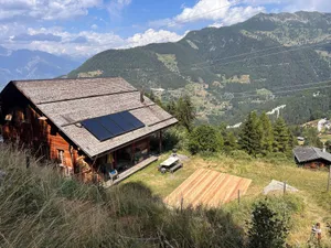 Image of La Tzoumaz, 'BeauChalet'. Large 8-person chalet, Ski In, ski out