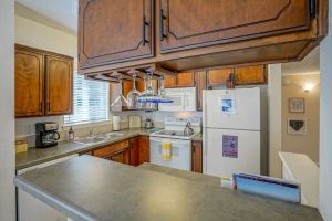 Image of Retro Condo in the North East Heights, 2bd\/1ba, garage, Pet friendly