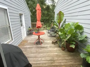 Image of Cheerful 2-bedroom Easy Street Townhouse