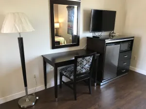 Image of Manhattan Inn & Suites