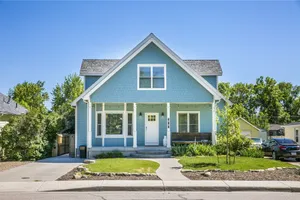 Image of Spacious Luxury ~ Downtown Windsor ~ Locust Estates