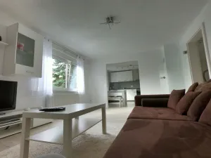 Image of Moderne helle 2,5 Zimmer Wohnung mit großem Bad und Küche in Trossingen