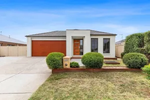 Image of Chifley Place - Cool Suburban Crib!