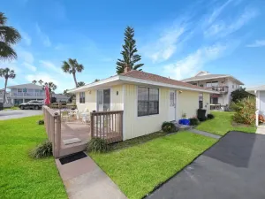 Image of Surf Crest Village 8 -  2 Bed, 2 Bath Cottage in Ocean-Front Community with Free