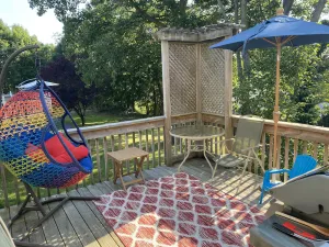 Image of Efficient home close to parks, beach, Tweed and Yale