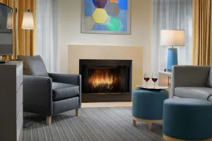 Image of Best Place to Stay in Westlake! Free Parking, Onsite Pool