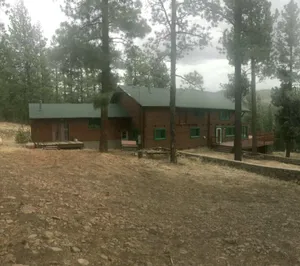 Image of Spacious Rustic Log Cabin