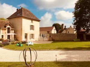 Image of Visit Normandy with family or friends easily thanks to this central place