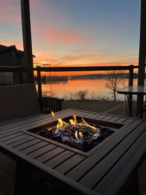 Image of Lake view condo! Updated unit with 8 beds and 6 waterpark passes at Bridges Bay.