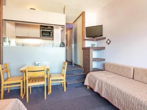 Image of 200m from resort center, terrace, parking, tv, ski locker, 23m², Valmorel