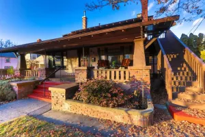 Image of Craftsman on Whitman · Updated Craftsman on Whitman, Close to Everything!