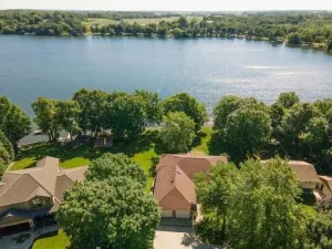 Image of Beautiful 5 bedroom home - Alexandria Lake Latoka with many new updates!