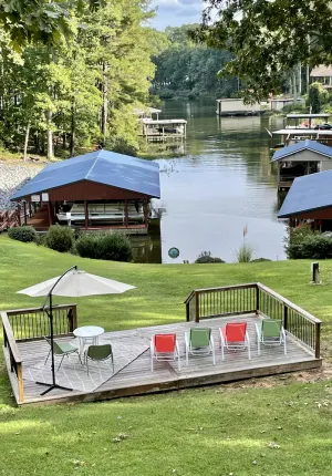 Image of Cozy waterfront retreat in a quiet cove directly off main lake.