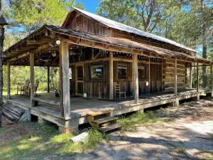 Image of The Fabulous Governors Cabin
