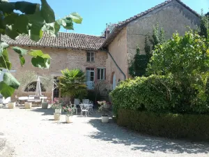 Image of Holiday Masoin le Haras