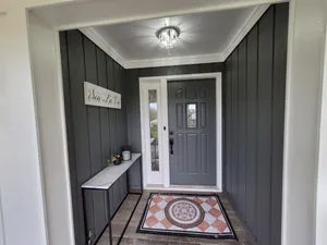 Image of PEACEFUL FAIRDALE COUNTRY HOME. Sleeps 15 people. Poker house on a backyard