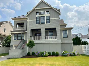 Image of Luxurious Bay Head Rental. Close to beach with Pool and Spa!