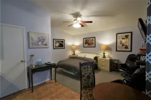 Image of Secluded Sunny Studio.  Private Entrance & Patio