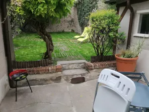 Image of Petit studio hypercentre d'Orléans avec jardin