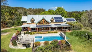 Image of Country home. Resort facilities. Private with views and pool.