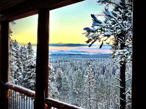 Image of Gorgeous Secluded Cabin; Hot Tub; Mtn Views Pike’s Peak on 5 acres; hiking trail